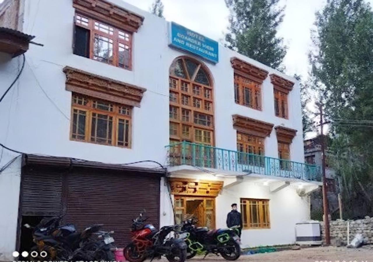 Hotel Border View Kargil Bagian luar foto
