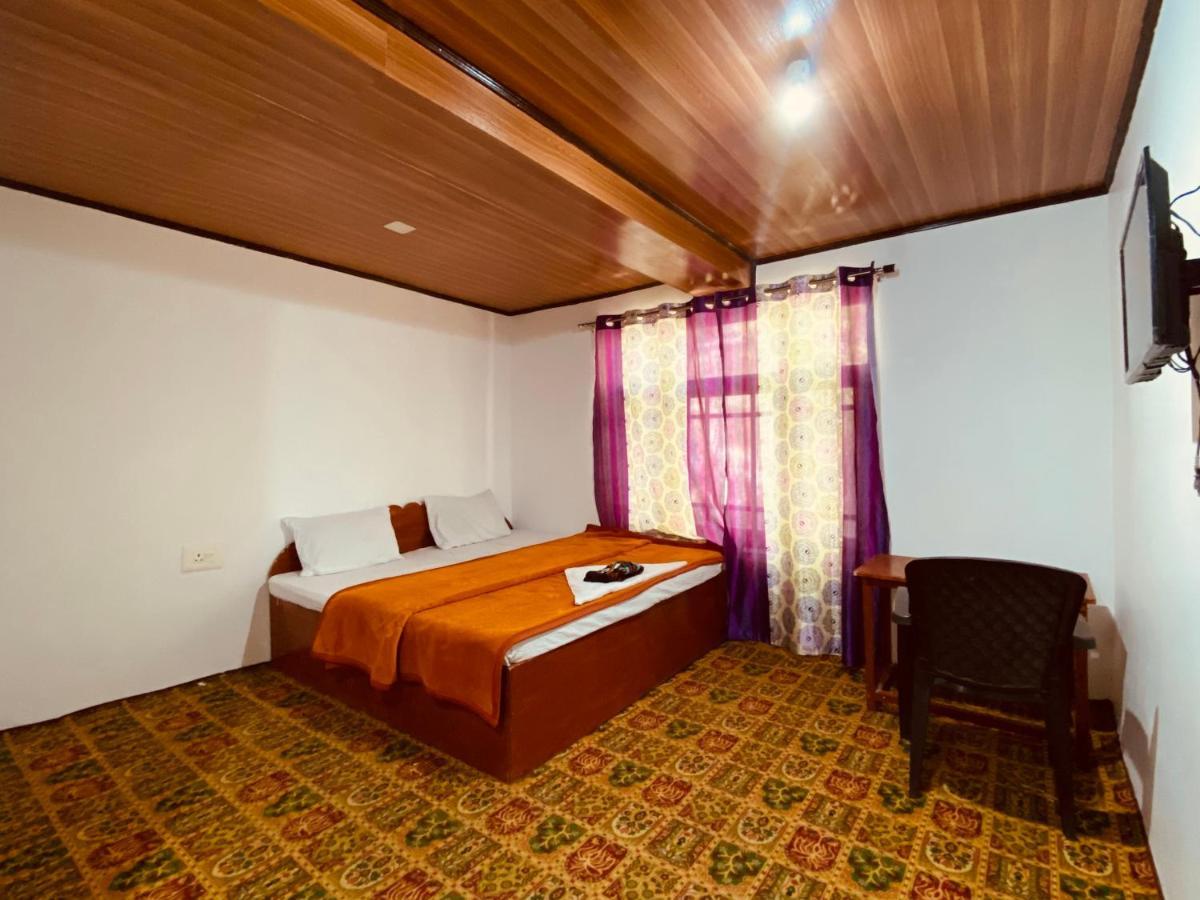 Hotel Border View Kargil Bagian luar foto