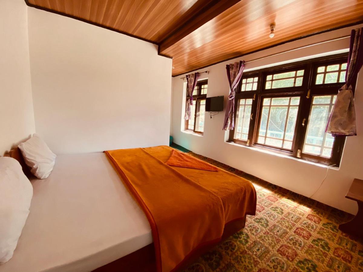 Hotel Border View Kargil Bagian luar foto
